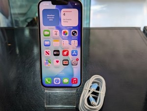 Apple iPhone 13 - Pink - Entsperrt - 86% Batteriezustand - Bildschirmspuren - Gebraucht