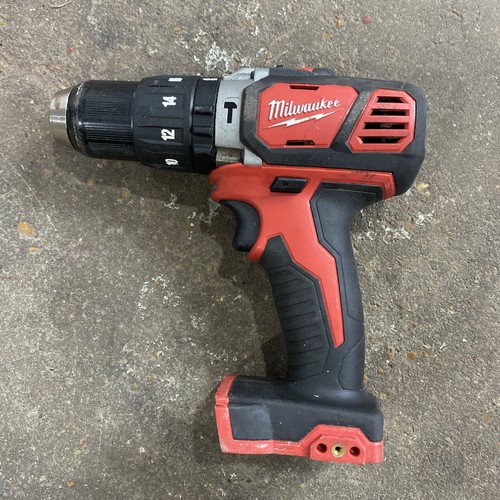 Milwaukee 2607-20 M18 1/2" Cordless Hammer Drill FOR PARTS ONLY