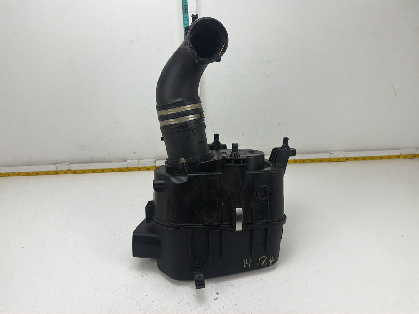 Maserati Ghibli 2014-2017 Left Air box top