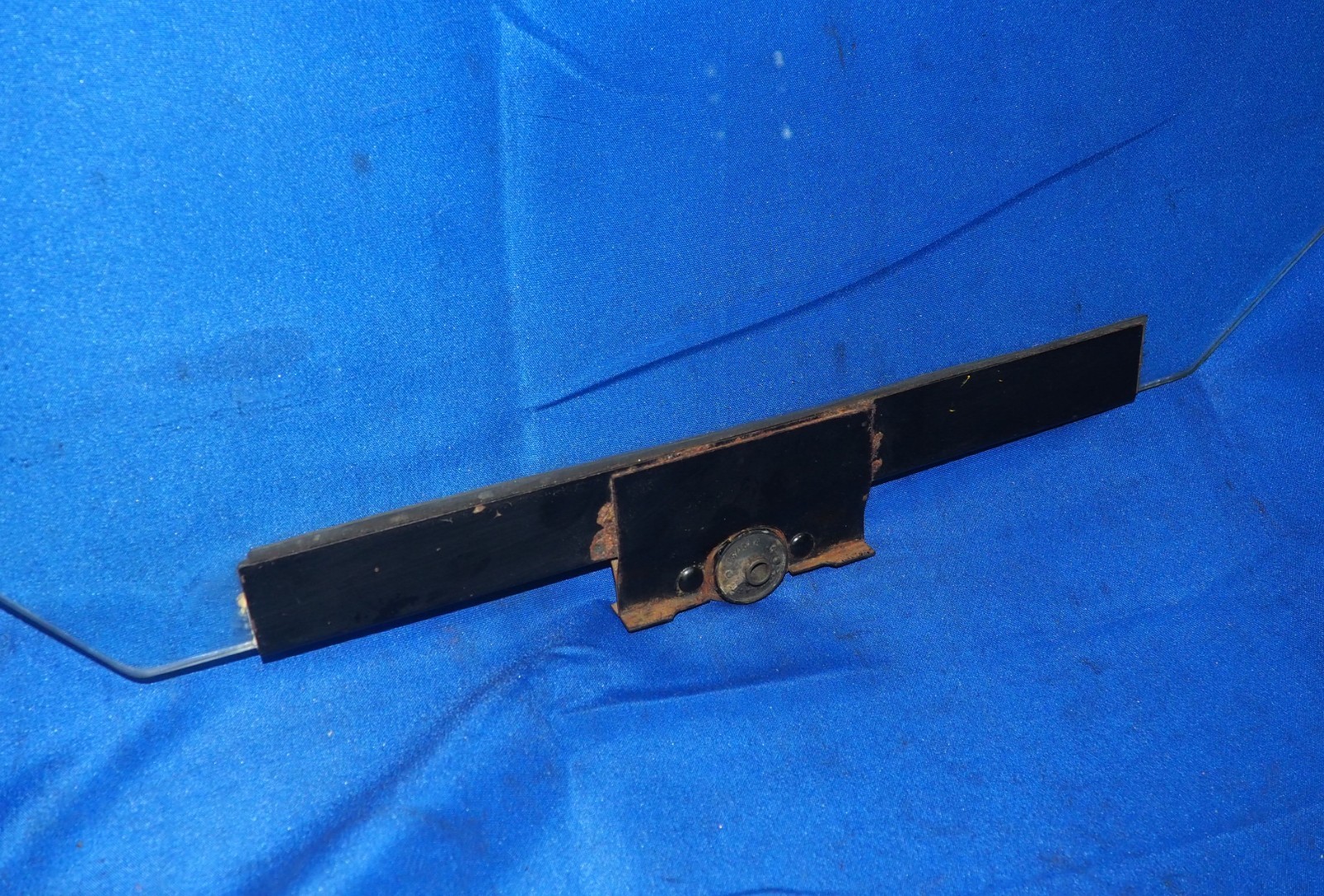 1965-1980 Rolls Royce Silver Shadow SWB Rear Left Door Window Glass OEM