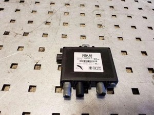 BMW X5 E53 Antennenverstärker  6906070 4.40 Petrol 235kw 2004 26123893