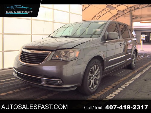 2015 Chrysler Town & Country S 121.2'' WB 4DR SUV FWD