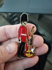 Hard Rock Cafe London Royal Guard Pin - (#4887) - 2000 #1