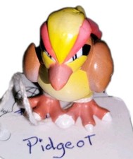 Pidgeot 018 Pokemon Figure Vintage