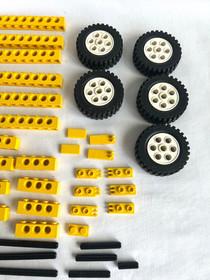 Lego # 8034 &laquo;&nbsp;Universal Building set&nbsp;&raquo; Technic Multi Vehicle Set INCOMPLETE