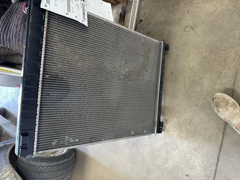 Radiator 6 Cylinder Fits 09-13 INFINITI FX SERIES 1726028 Foto 2 de 4