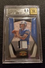4/10 MATTHEW STAFFORD 2009 Donruss Gridiron Gear Rookie Auto Worn Jersey BGS 8.5