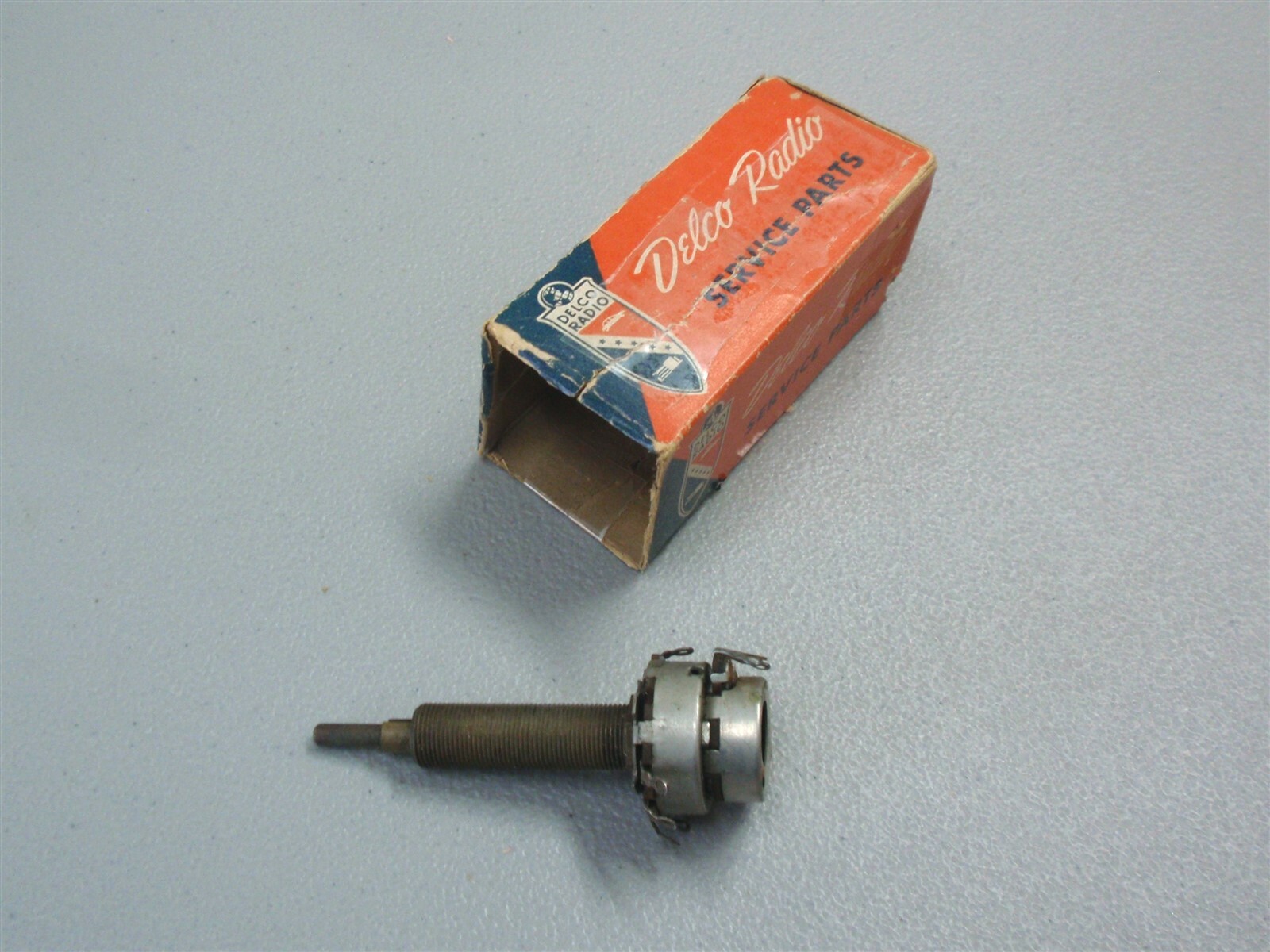 NOS Delco 46 Chevrolet 985793 PB Radio On Off Volume Control Switch GM ...