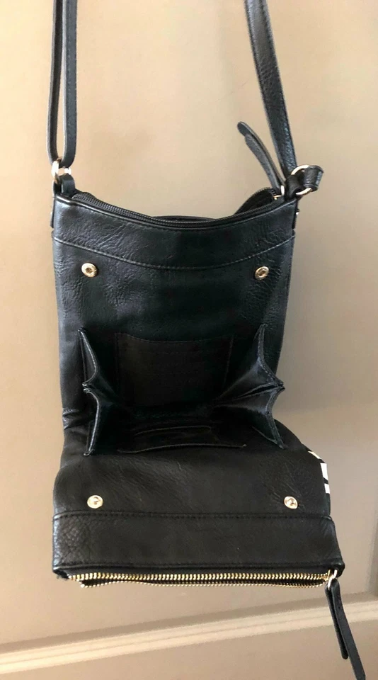 GRAN BOLSO DE MANO DE HOMBRO CON PATRÓN DE CEBRA BLANCO Y NEGRO BUENO Foto 4 de 4