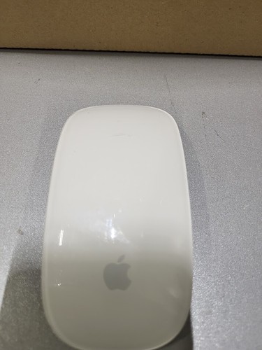 Apple Magic Mouse (Model A1296) - Wireless Bluetooth Mouse - Fully Working - Imagen 3 de 7