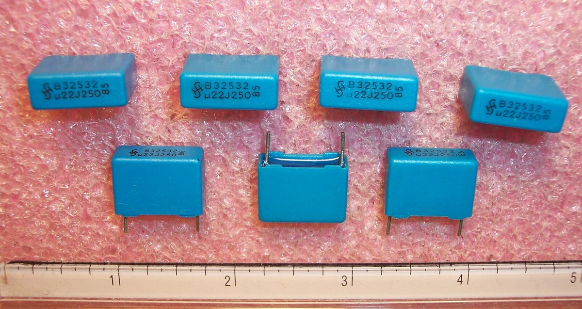 QTY (20) .22uf 250V 5% METALLIZED POLYESTER FILM CAPACITORS