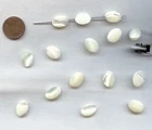 12 VINTAGE GENUINE MOTHER OF PEARL SHELL 13x10mm. FLAT SMOOTH OVAL BEADS 1928