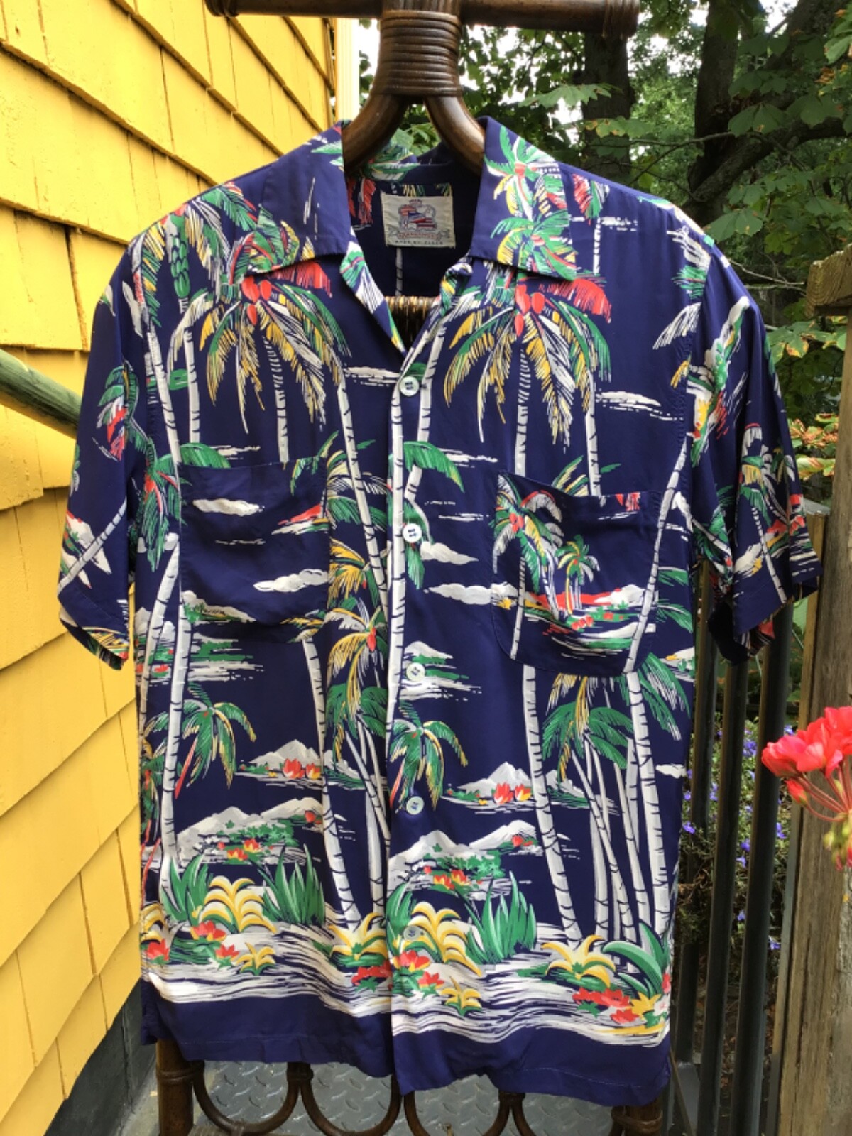 Vintage 1940s Rayon Kahanamoku  Champion From Here to Eternity Hawaiian Shirt image 3