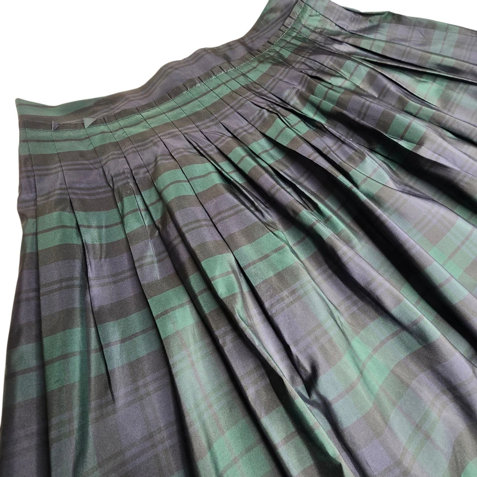 Talbots Pleated Skirt Silk Black Green Navy Tartan Plaid Size 16 NWT - Image 3 of 4
