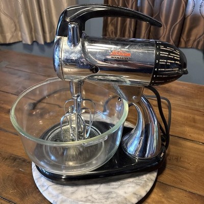 VTG 50s MCM 1950s Sunbeam Mixmaster Chrome 10 Speed Kitchen Mixer ~ WORKS!