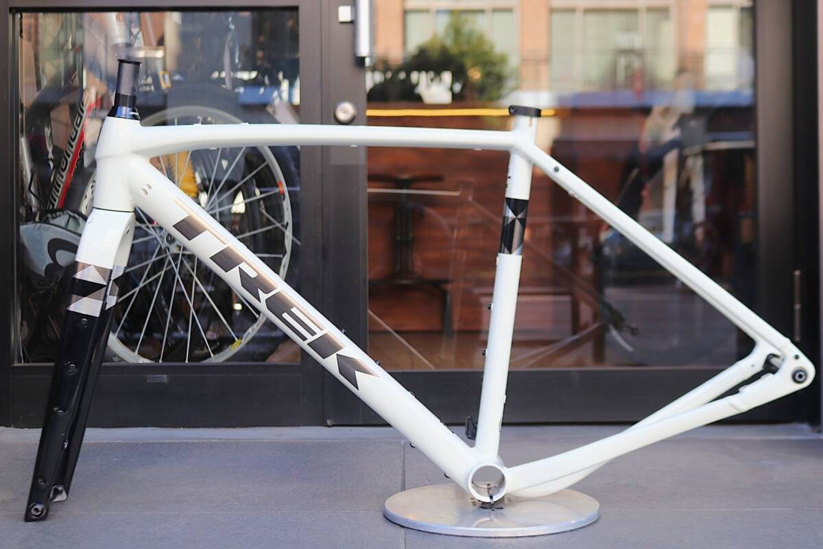 TREK Checkpoint ALR 5 Aluminum Road Freme Set 2022 Size 54 From