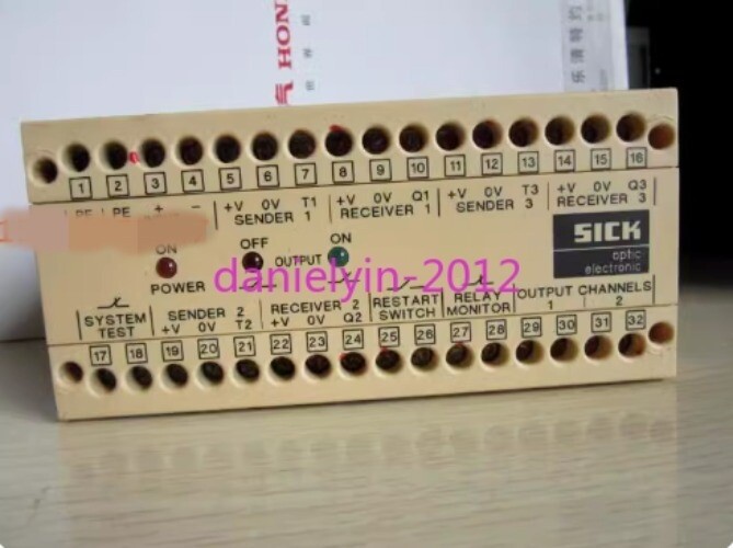 1pcs used safety relay UAS200BP 7001715 *yt