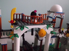 LEGO 7418 Orient Expedition Adventurers Scorpion Palace Incomplete Set