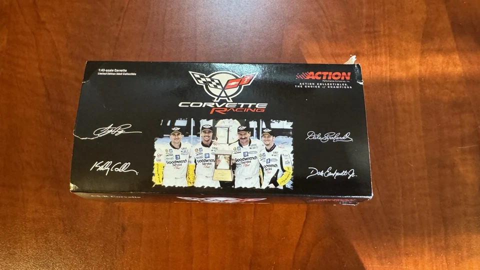1:43 Dale Earnhardt/Others #3 GM Goodwrench Service Plus Raced 2001 Corvette C5R - Image 2 of 4