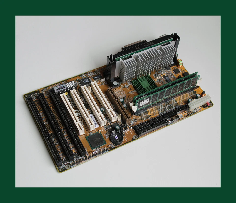 RARE Shuttle HOT-661 + P3 450 + 512MB 🌟 Slot 1 motherboard Samsung 661V31-A ISA - Immagine 2 di 4