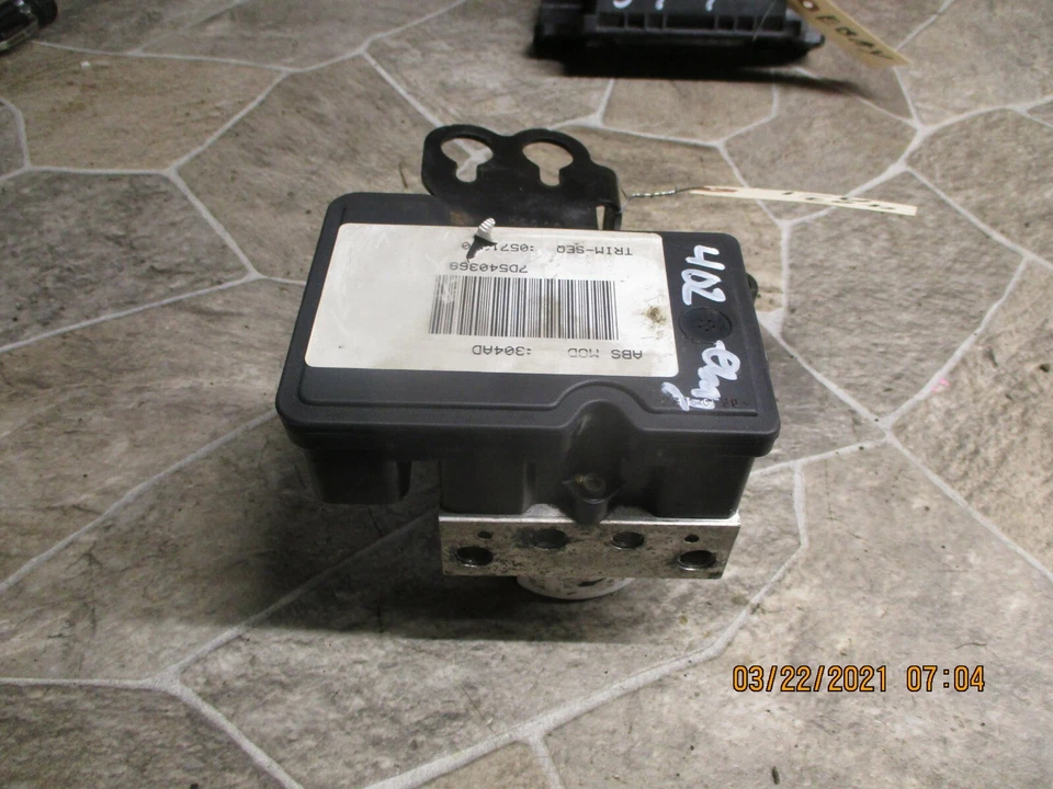 🥇 07 2007 Dodge Caliber ABS antibloqueo bomba de freno módulo actuador montaje AWD Foto 4 de 4