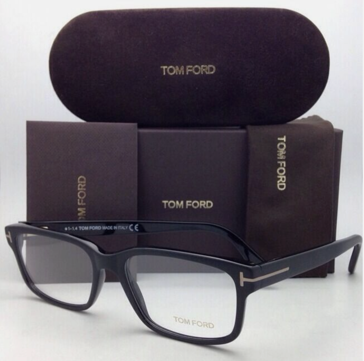 TOM FORD TF 5313 002 ブラックサングラス New Tom Ford Reading Glasses TF 5313 002 55-17 145 Black & Gold