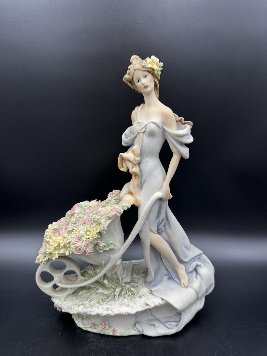 Giuseppe Armani Lady with Flower cart Figurine Statue 1985 Giuseppe Armani Lady with Flower cart Figurine Statue 1985