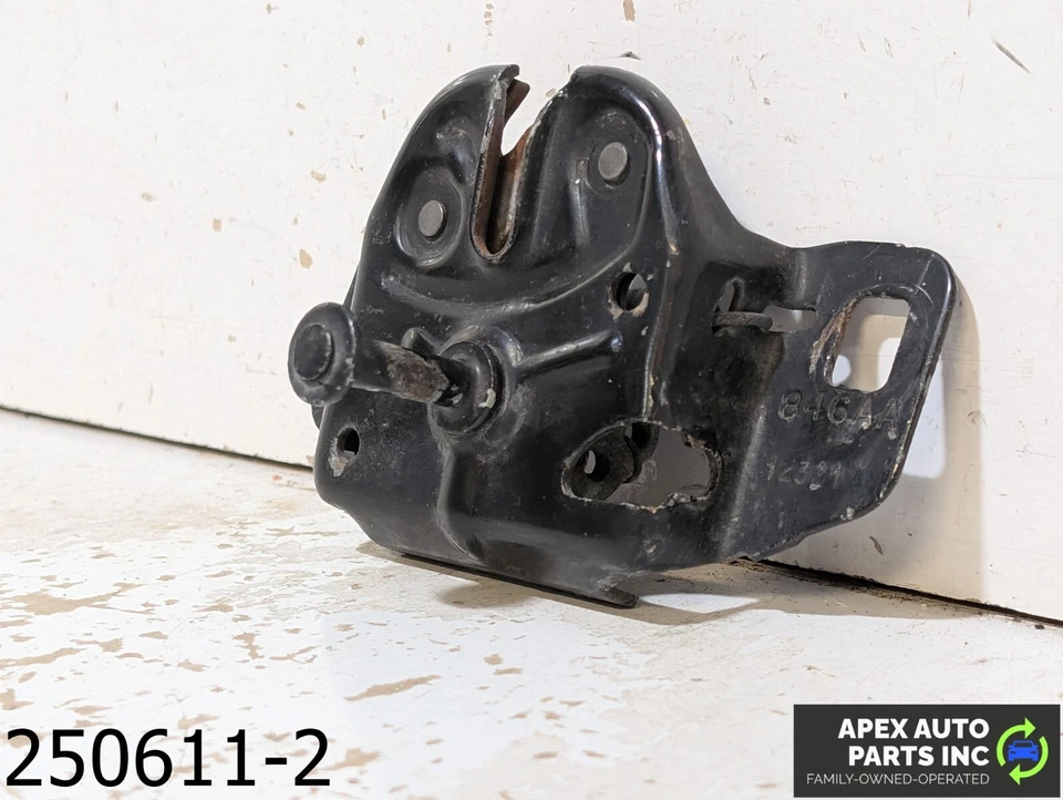 Actuador de liberación de pestillo de bloqueo de capó delantero OEM 2009-2014 Volkswagen Routan 3,6 L Foto 2 de 4