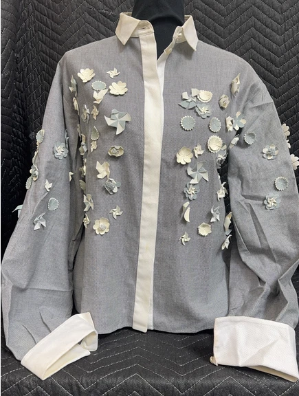 Giacca blusa CHANEL primavera 2013 RTWCollection applicazioni floreali grigio e bianco tg40
