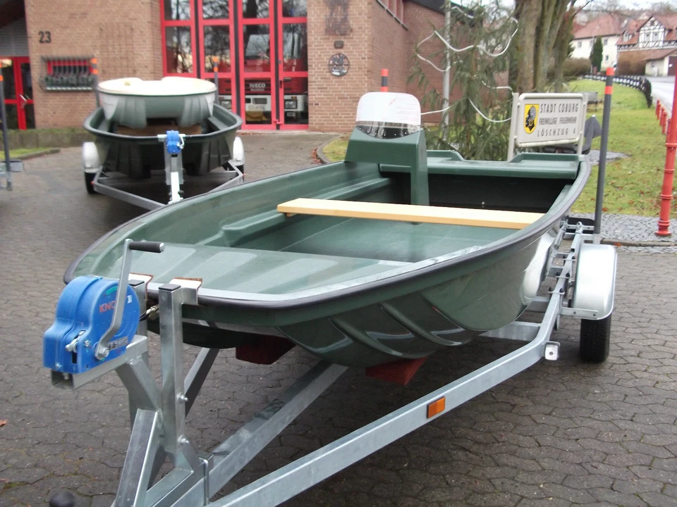 Ungarisches Katamaran Fischer/Angelboot K-Maxxi - Bild 4 von 4