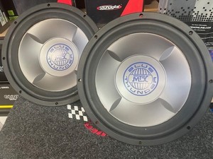 BLUE THUNDER MSK ウーファー MTXブルーサンダーサブウーファーのレビューってある？ : r/CarAV