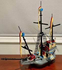 LEGO 4768-1 Harry Potter Durmstrang Ship Complete Set 