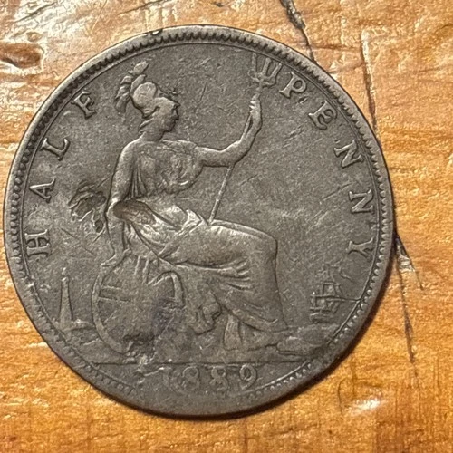 1889 Victoria Half Penny — photo from another recent sale