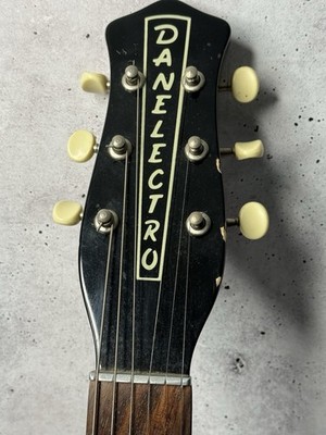 1998 Danelectro '56 U2 Reissue - MIK Korea - Stacked Knobs Spec 1