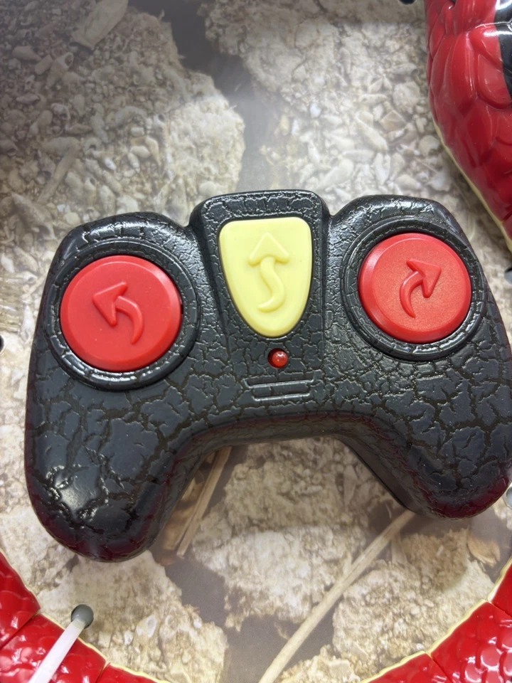 Terra by Battat – Remote Control Infrared Light-Up Snake - Rainbow Boa - Image 2 of 4