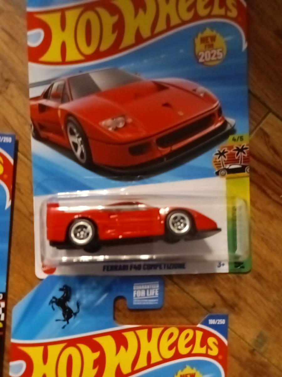 ホットウィール(4点) フェラーリ SF90、F40、365GTB4、499P ホットウィール(4点) フェラーリ SF90、F40、365GTB4、499P