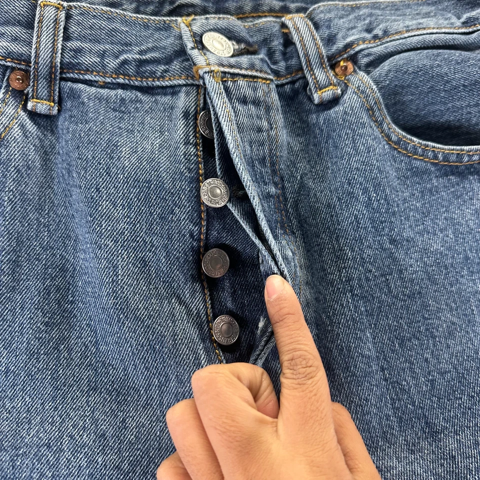 Мужские джинсы Levis 501 33x30 синяя джинсовая ткань хлопок прямые на пуговицах эластичная рабочая одежда - Изображение 3 из 4