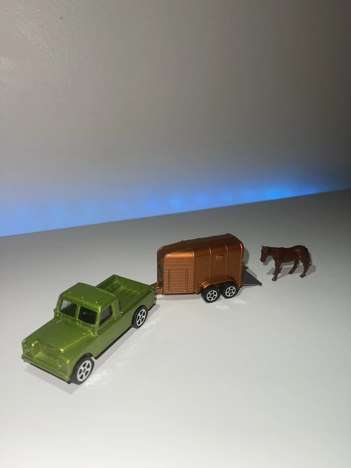 Corgi Juniors 2503 Land Rover & Rice Pony Club Trailer w/ Pony - Image 2 of 4