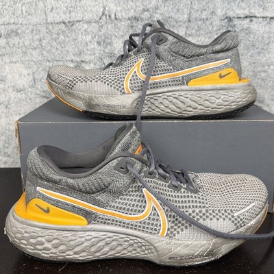 Nike ZoomX Invincible Run Flyknit 2 Mens Size 8.5 Running Shoes Gray Yellow