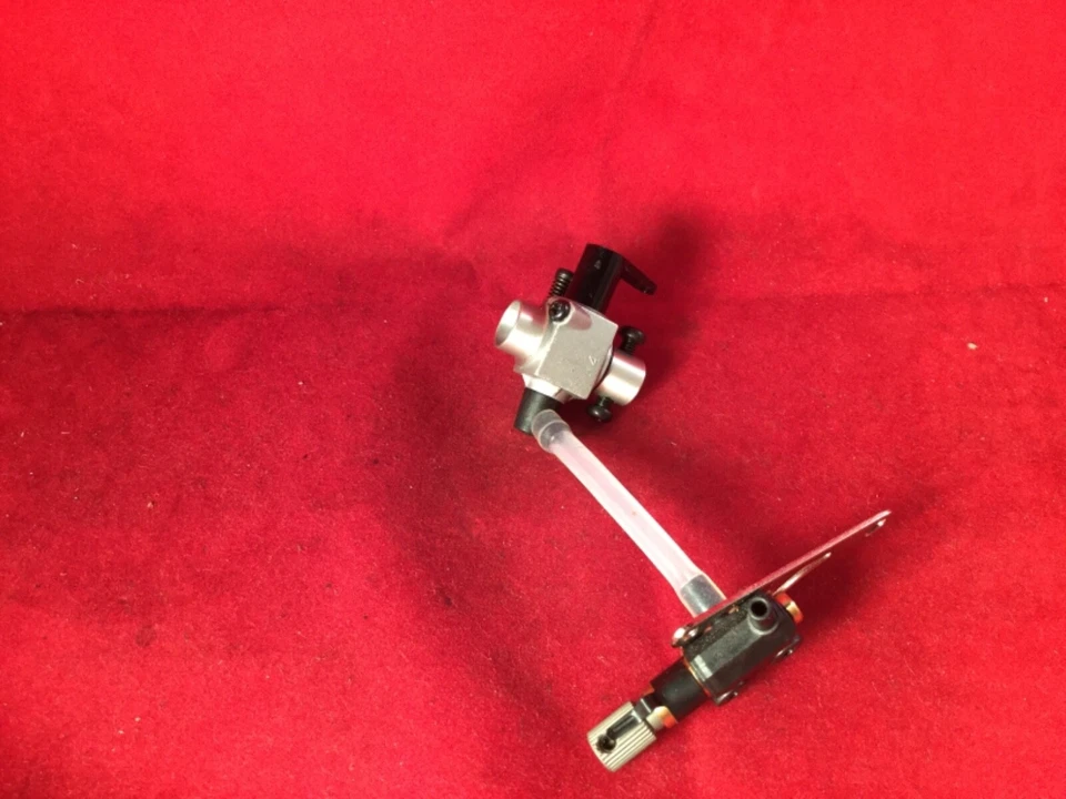 OS LA 40-46 & 35-40FP R/C REAR NEEDLE CARB ASSY TAKE OFFS - Image 2 of 4