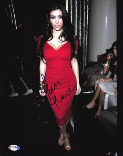 ABSOLUTELY STUNNING!!! Kim Kardashian Signed Autographed 11x14 Photo PSA COA!