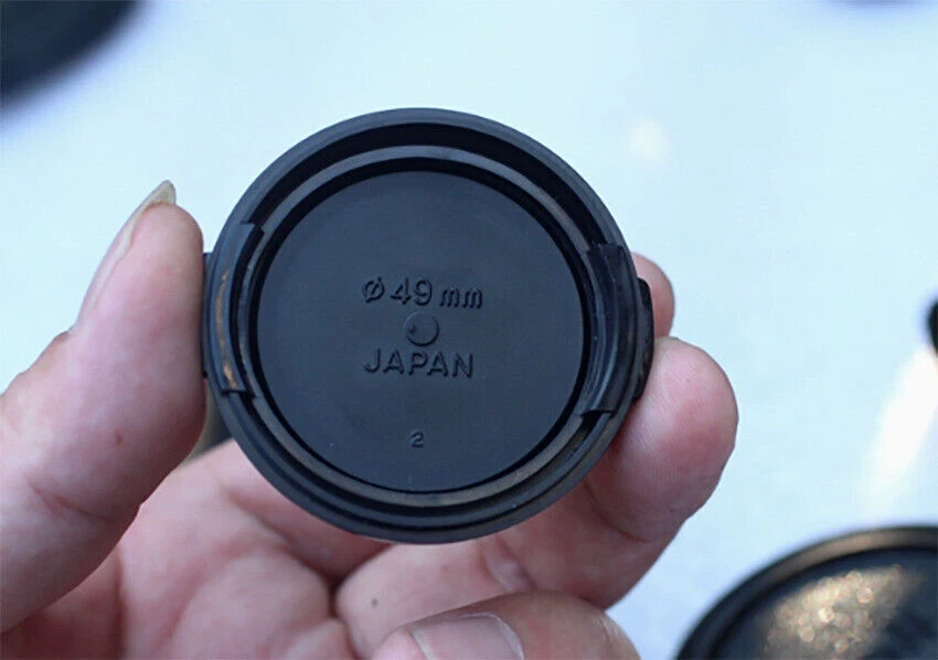 Minolta Classic Snap-On 49mm Front Lens Cap - Image 2 of 2