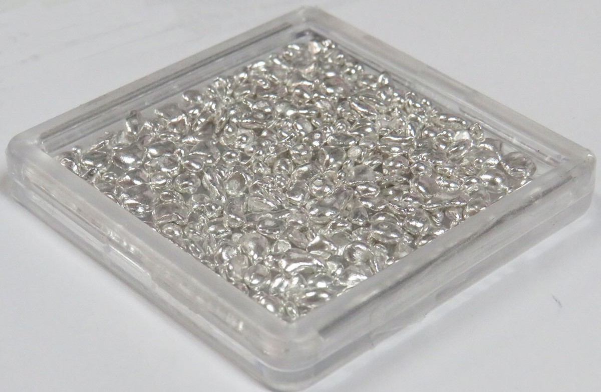 31.1 GRAMS OF 999 FINE SILVER NUGGETS 1 OZ IN SQUARE PLASTIC