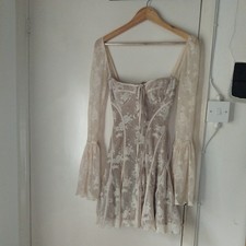 HOUSE OF CB ANALISSA  SIZE XS USED ONCE EXCELLENT CONDITION 