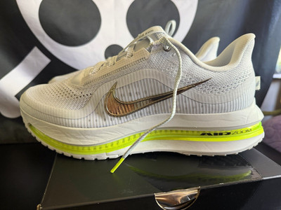 Women s Nike Pegasus PRM ''After Dark Tour'' IF5585-001 (W12/M10.5)