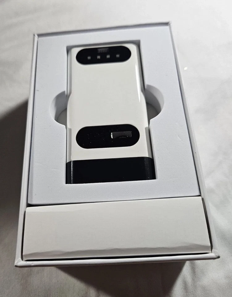 M1 Laser Projection Keyboard Bluetooth Virtual Keyboard - Image 2 of 4