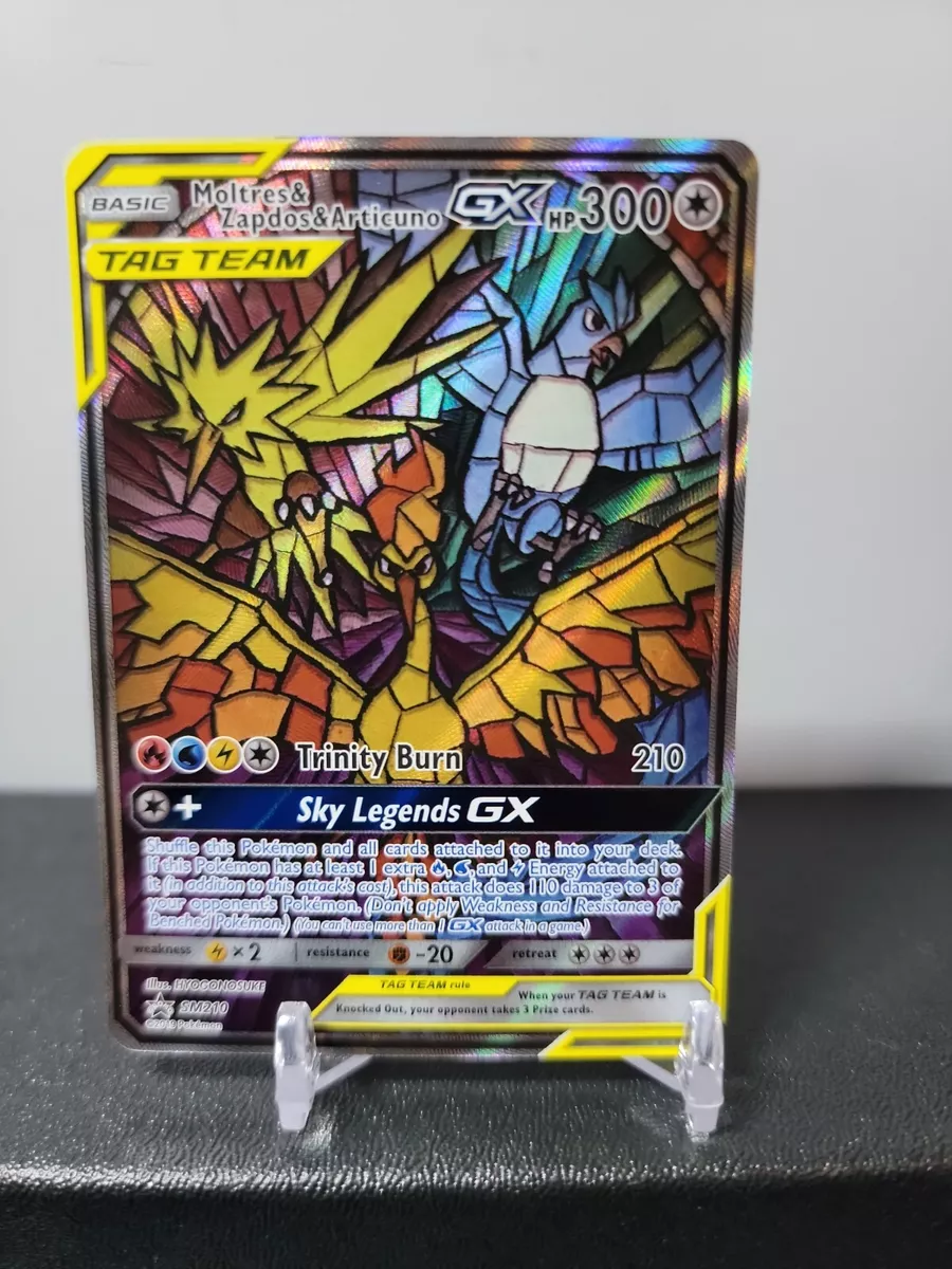  Pokemon - Moltres & Zapdos & Articuno GX - SM210 - Hidden Fates  Tag Team : Toys & Games