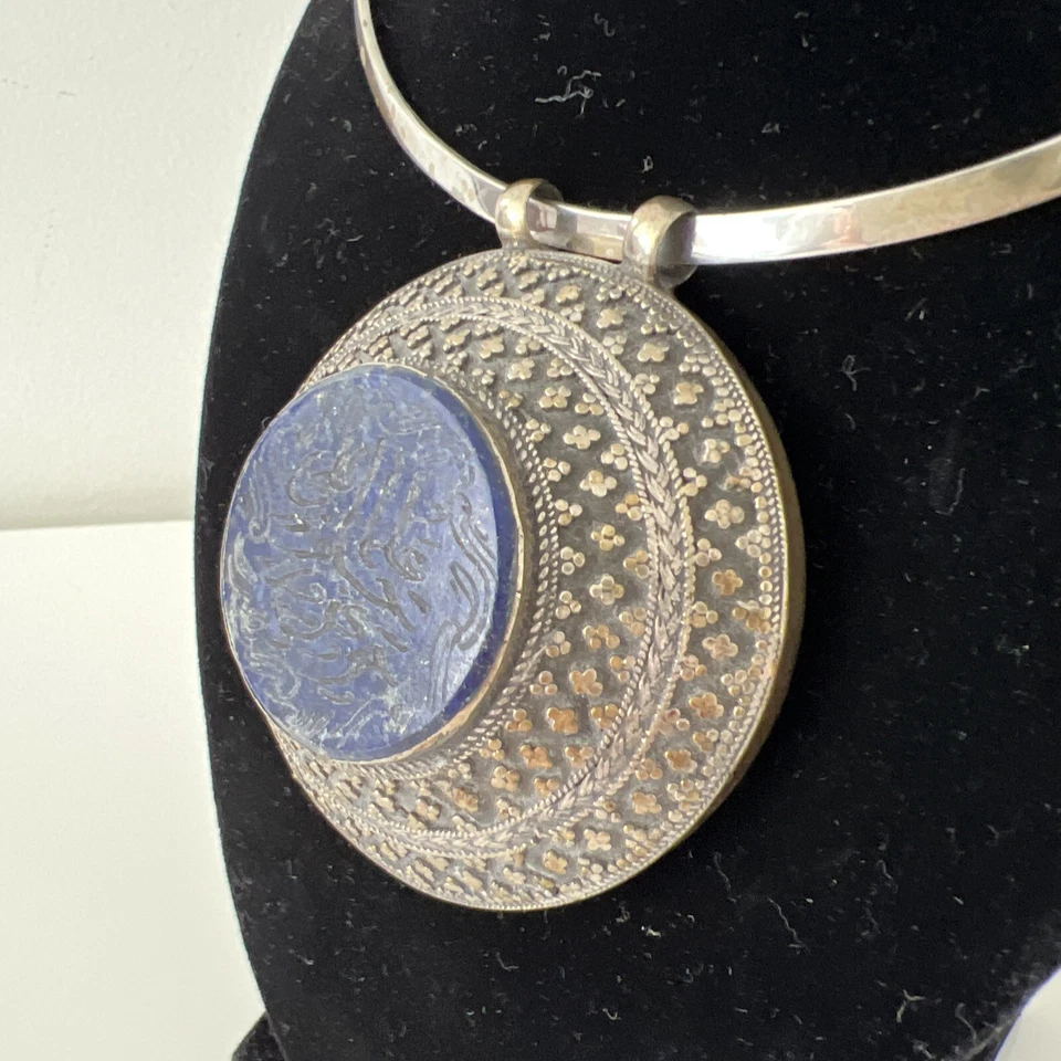 复古中东硬币金属银大号吊坠,蓝色宝石 — 第 4/4 张图片
