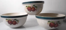 Casuals by China Pearl Apple Mixing Serving Bowls Set of 3 Nesting Bowls READ