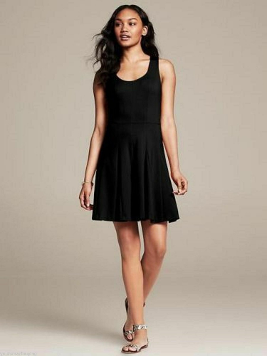 BANANA REPUBLIC WOMENS CROSS-BACK FIT & FLARE PETITE BLACK DRESS FALL14  S/980838